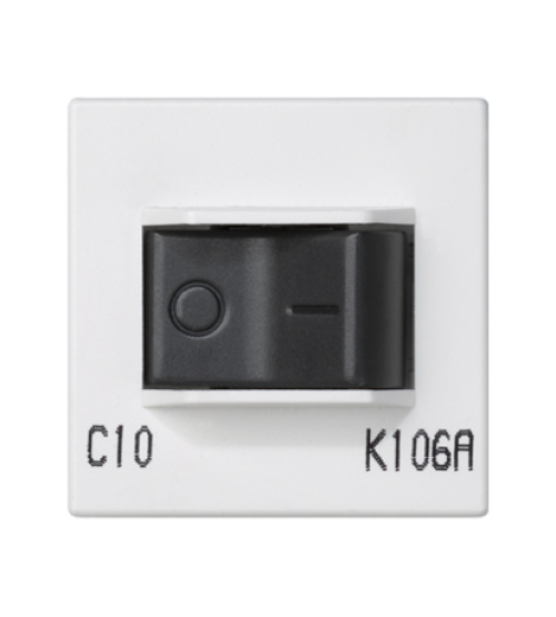 Istič K45 charakteristika C 10A 250V 45×45mm čisto biela